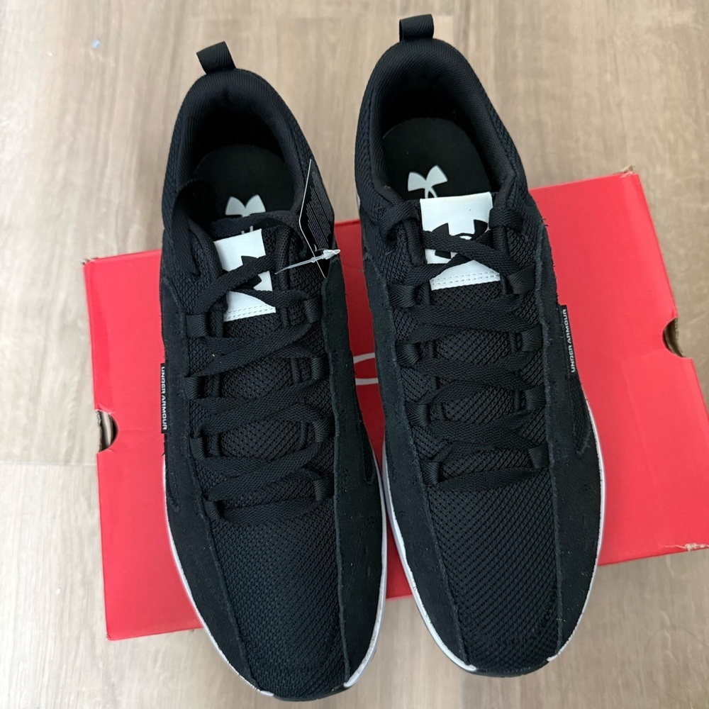 Under Armour UA Street Mirage Men’s Sneakers Black/White Size 11.5 Active Casual - Picture 2 of 8